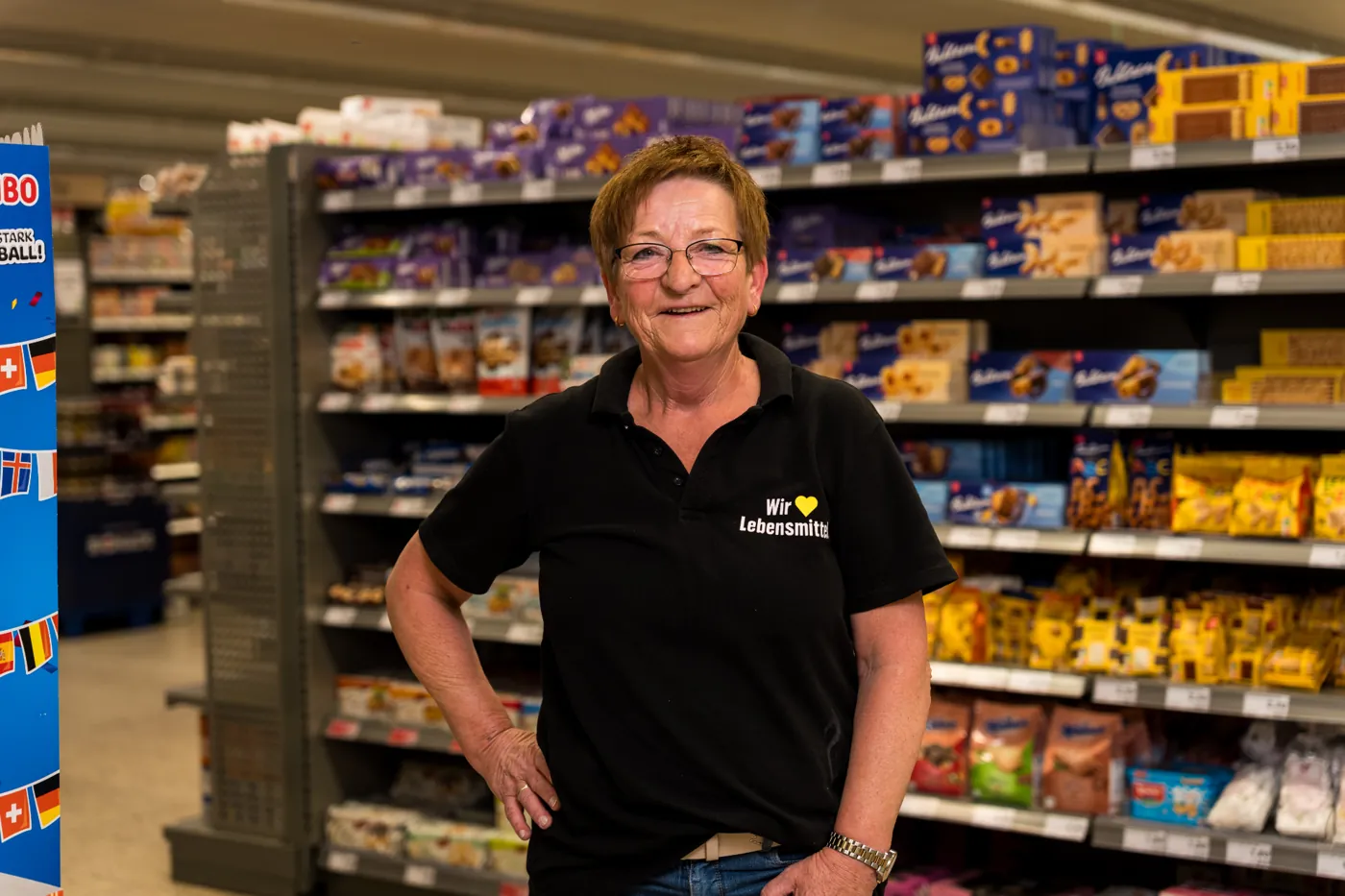 Mitarbeiterin aus dem Packteam im EDEKA Wessel Wrestedt